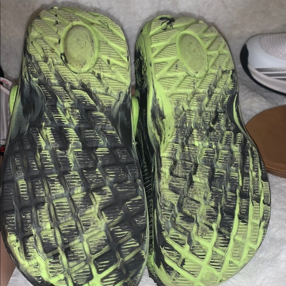 Stylish Footwear Collection - White Sneakers, Green Clogs, Pink Sandals size 2 - Picture 8 of 9